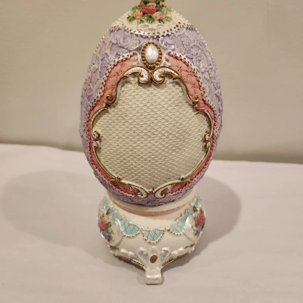 Vintage Victorian Butterfly Lavender Pedestal Egg Music Box  8in.
